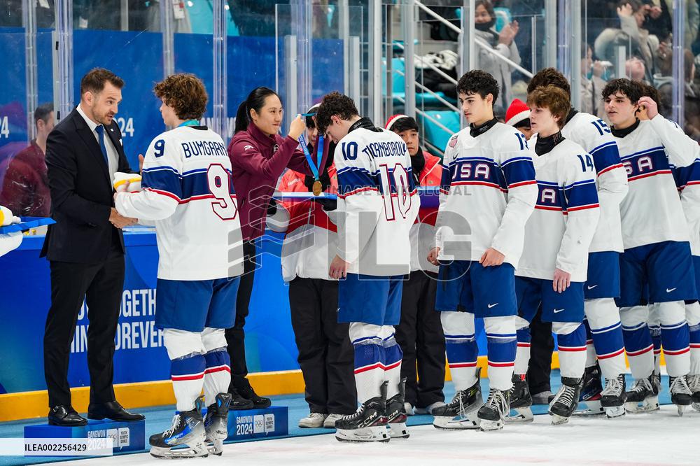 (SP)SOUTH KOREA-GANGNEUNG-WINTER YOUTH OLYMPIC GAMES-ICE HOCKEY-MEN'S 6-TEAM-GOLD MEDAL GAME-CZE VS USA
