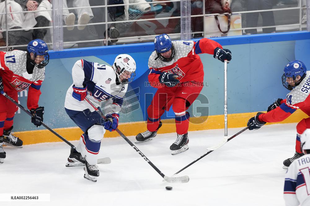 (SP)SOUTH KOREA-GANGNEUNG-WINTER YOUTH OLYMPIC GAMES-ICE HOCKEY-MEN'S 6-TEAM-GOLD MEDAL GAME-CZE VS USA
