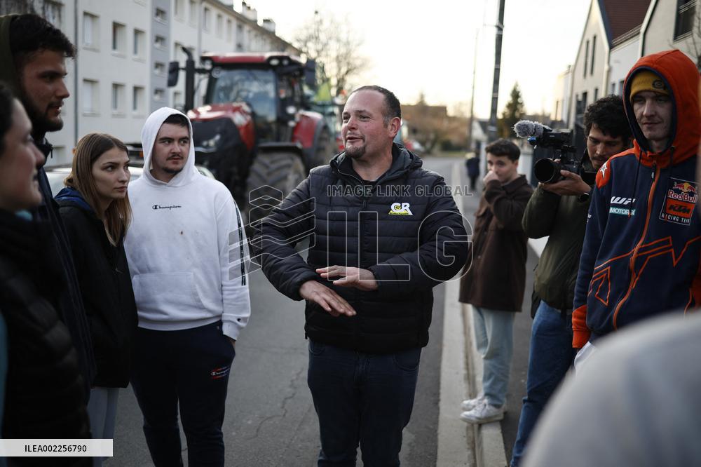 Coordination Rurale Union's Convoy Heads To Paris