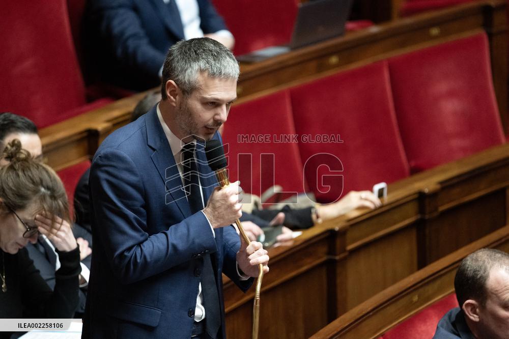 Questions to the Government - Paris
