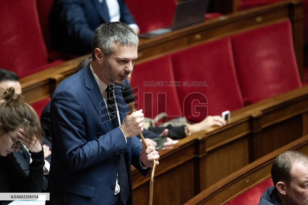 Questions to the Government - Paris