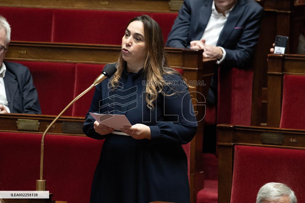 Questions to the Government - Paris