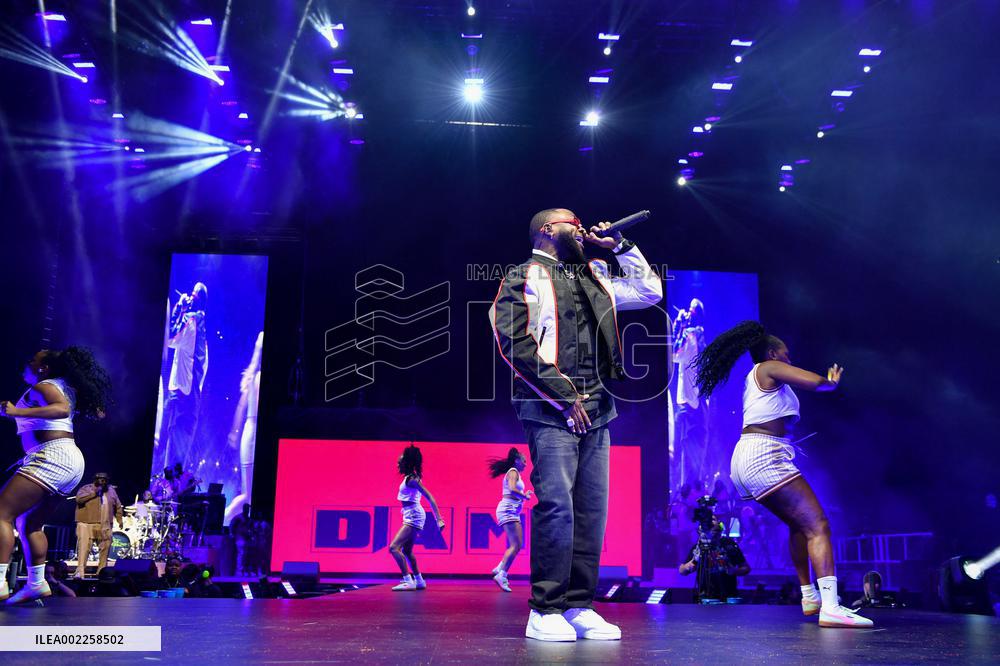 Davido In Concert - Paris