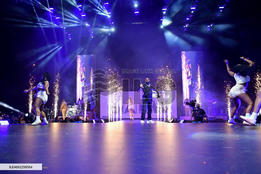 Davido In Concert - Paris