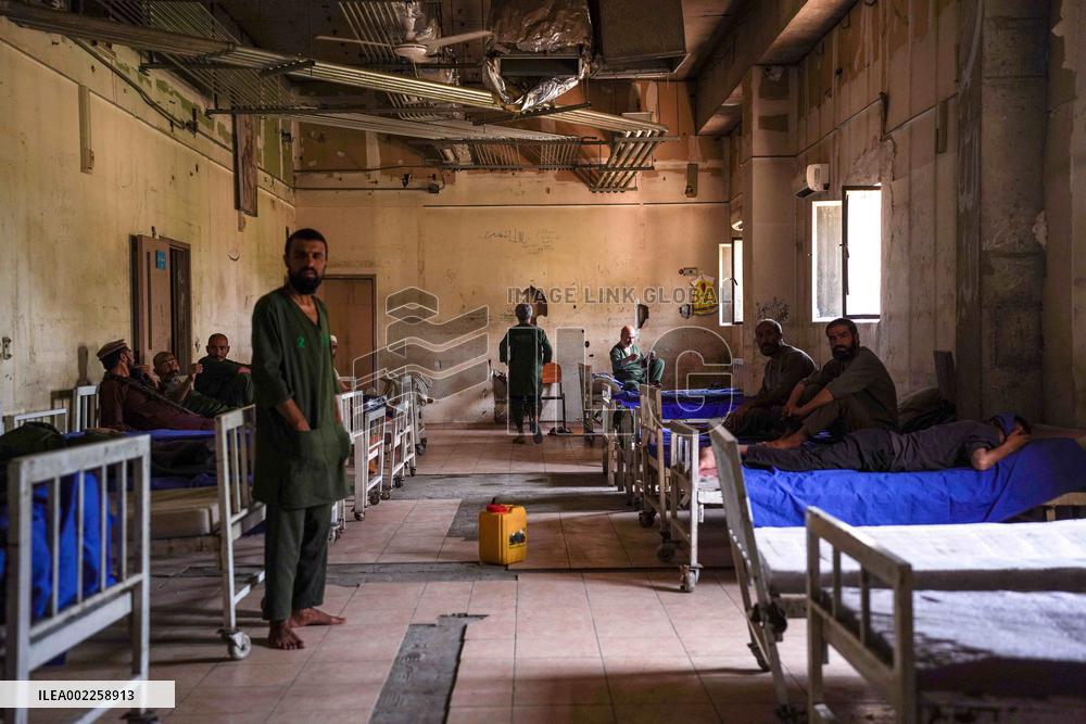 Drug Addicts Find Shelter At Hospital - Kabul