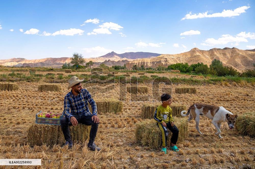 Lake Urmia Going Dry After 12,000 Years - Iran