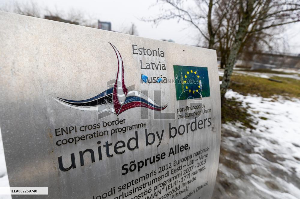 Friendship alley panel