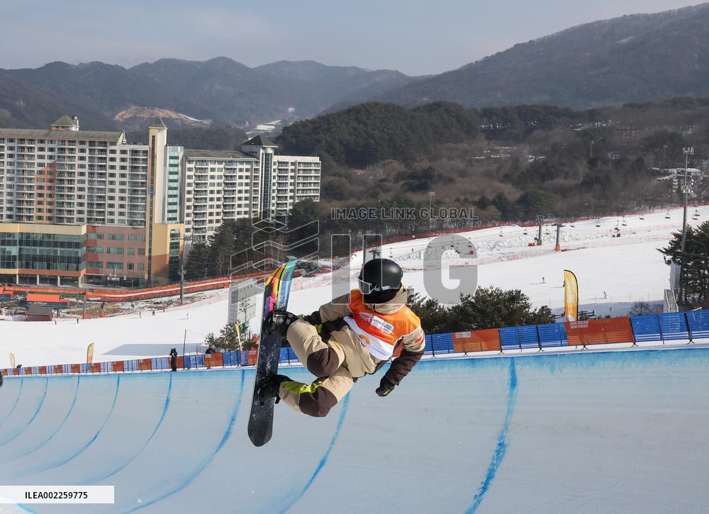 (SP)SOUTH KOREA-HOENGSEONG-WINTER YOUTH OLYMPIC GAMES-SNOWBOARD-WOMEN'S HALFPIPE
