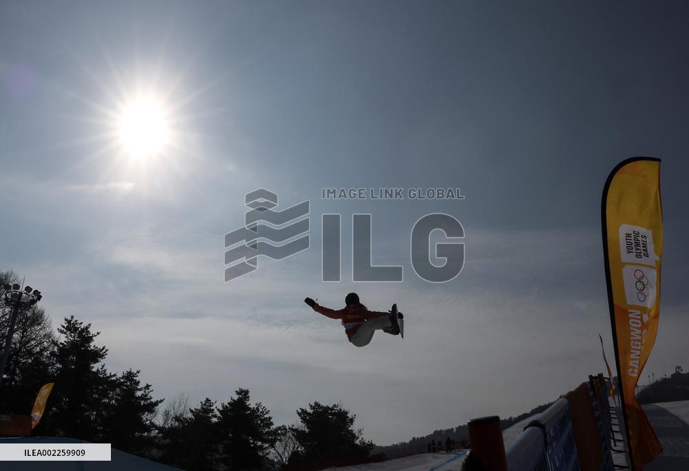 (SP)SOUTH KOREA-HOENGSEONG-WINTER YOUTH OLYMPIC GAMES-SNOWBOARD-WOMEN'S HALFPIPE