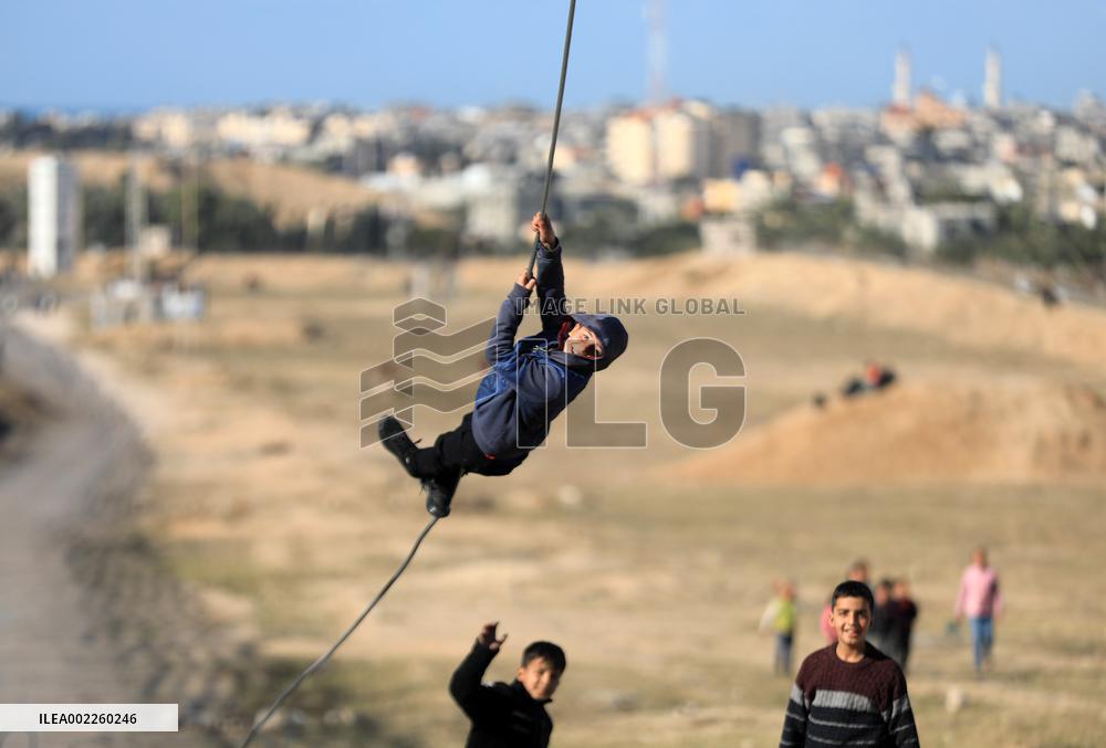 MIDEAST-GAZA-RAFAH-DAILY LIFE-CHILDREN