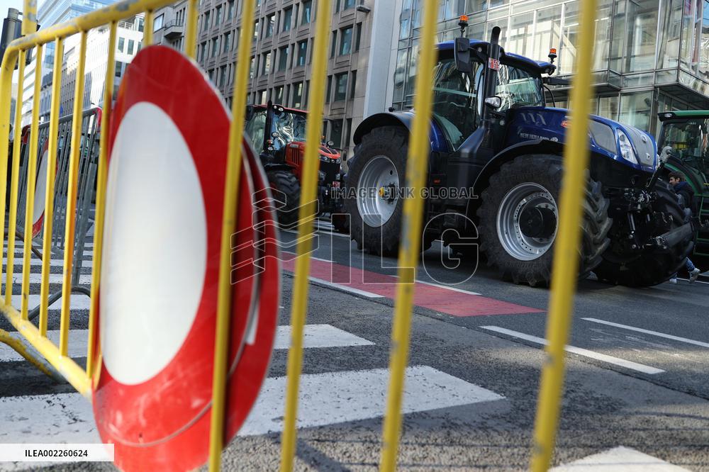 BELGIUM-BRUSSELS-FARMERS-PROTEST