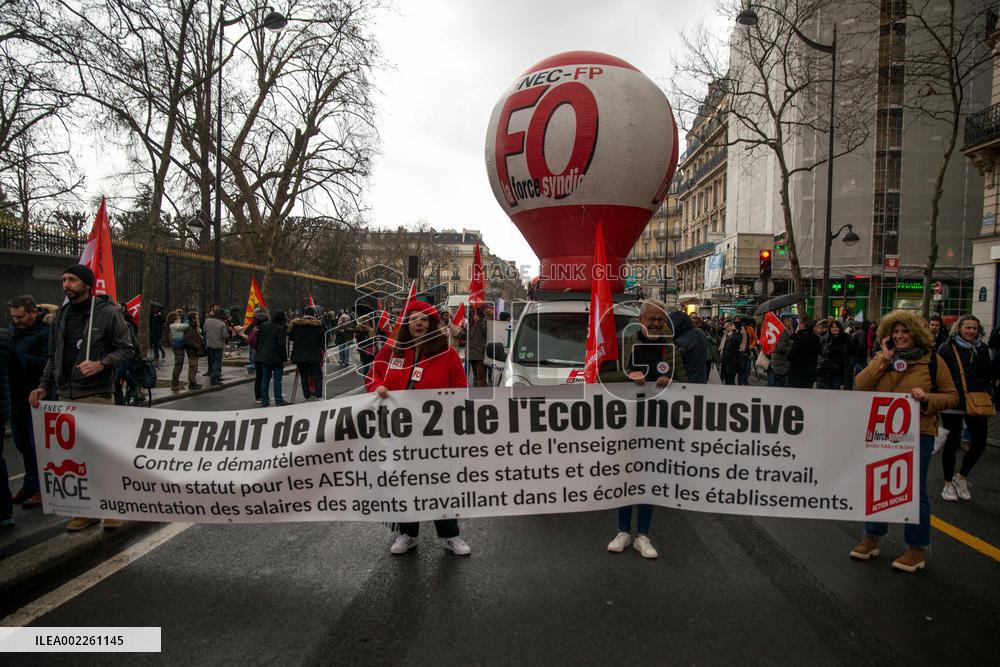 Demonstration Of The Teachers - Paris