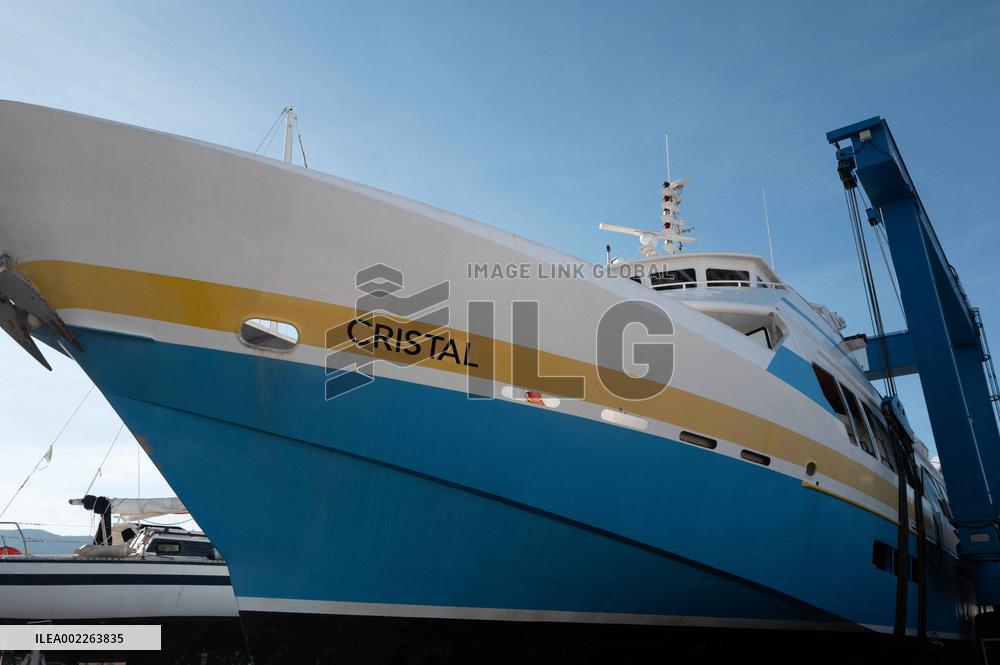 Explosion On A Sea Cruise Boat In Calvi - Corsica