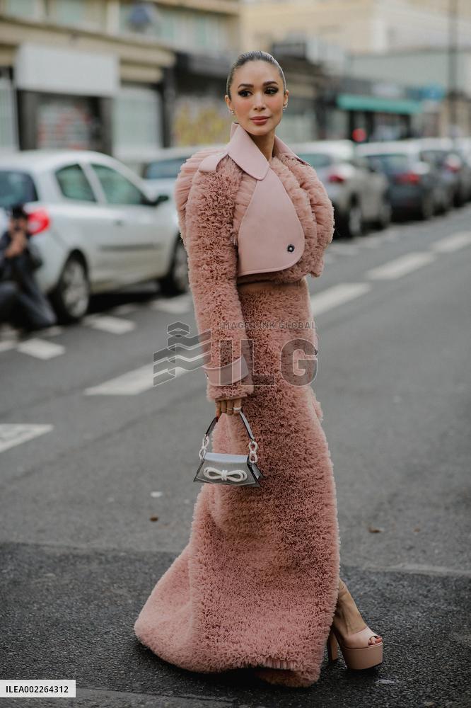 PFW - Street Style At Viktor and Rolf