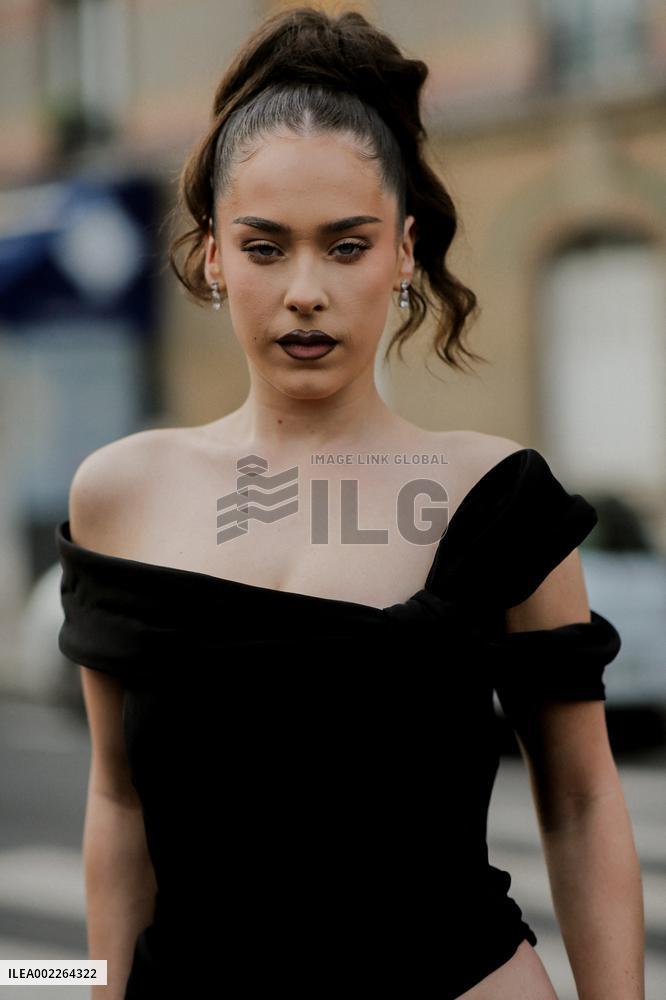 PFW - Street Style At Viktor and Rolf