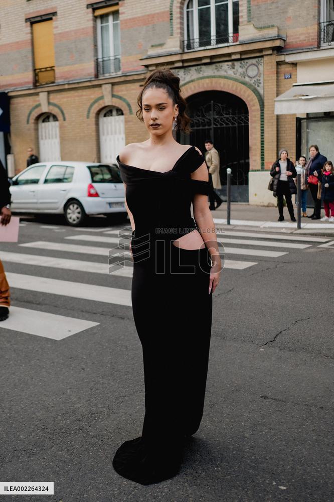 PFW - Street Style At Viktor and Rolf