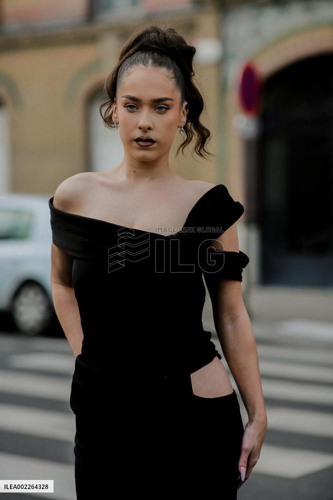 PFW - Street Style At Viktor and Rolf