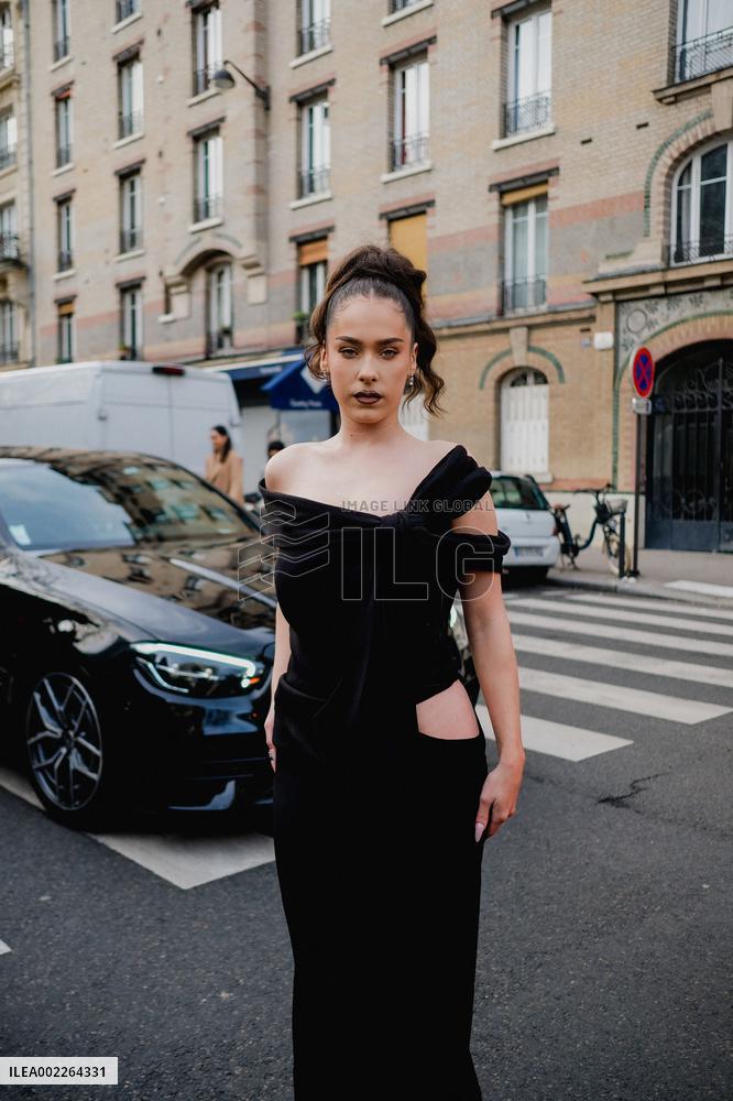 PFW - Street Style At Viktor and Rolf