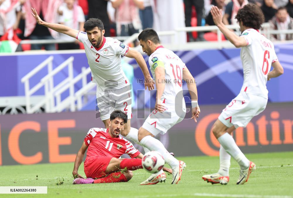 (SP)QATAR-DOHA-FOOTBALL-AFC ASIAN CUP-TAJIKISTAN VS JORDAN