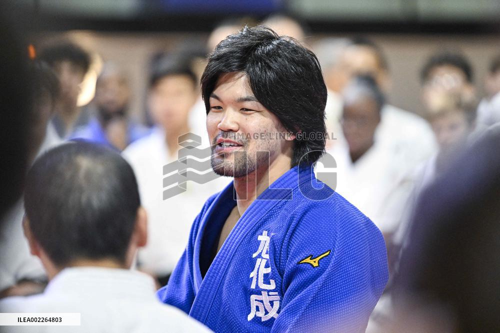 Shohei Ono At The Institut Du Judo - Paris