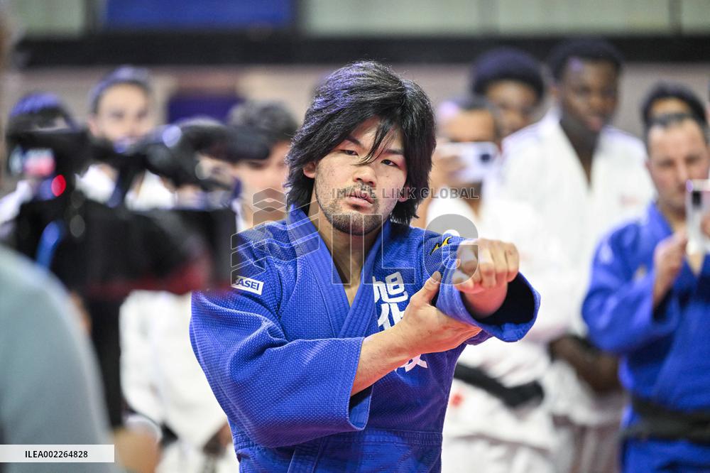Shohei Ono At The Institut Du Judo - Paris