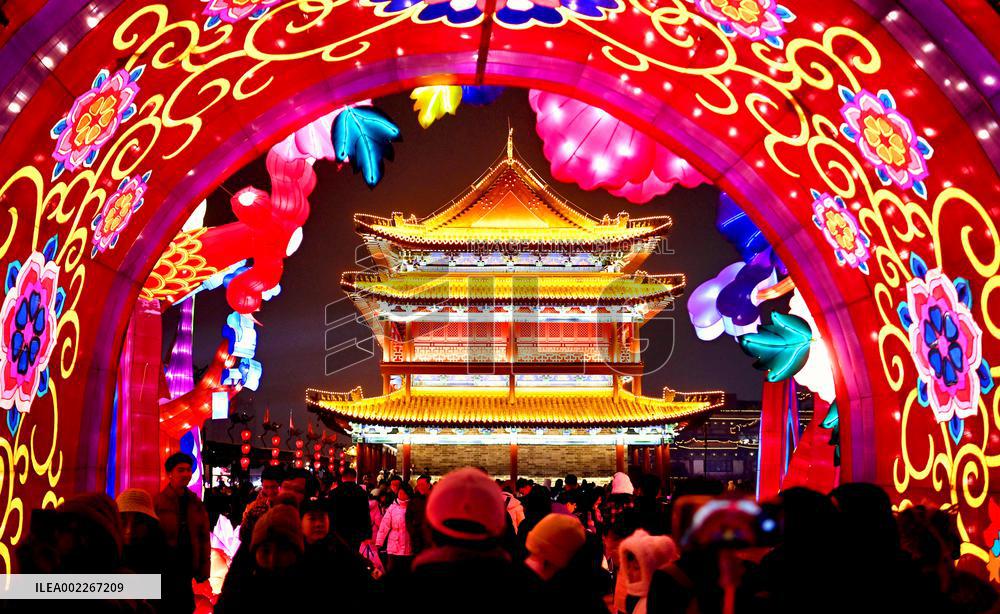 CHINA-SHAANXI-XI'AN-LIGHT SHOW (CN)