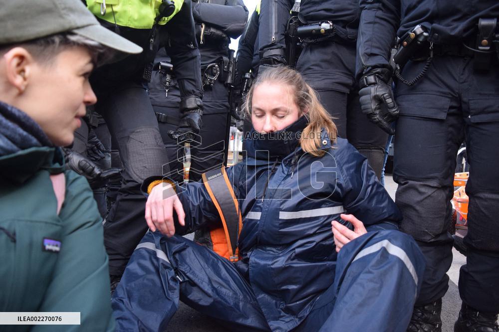 Climate Activists Block The Final Section Of The A12 - The Hague