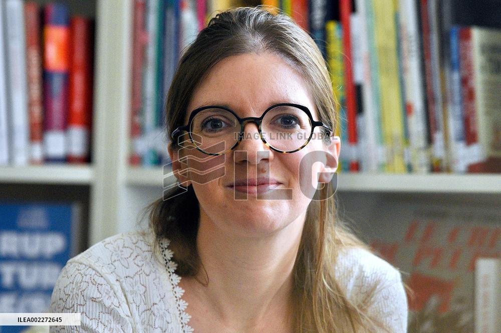 Aurore Bergé lists Family Planning Center in Strasbourg