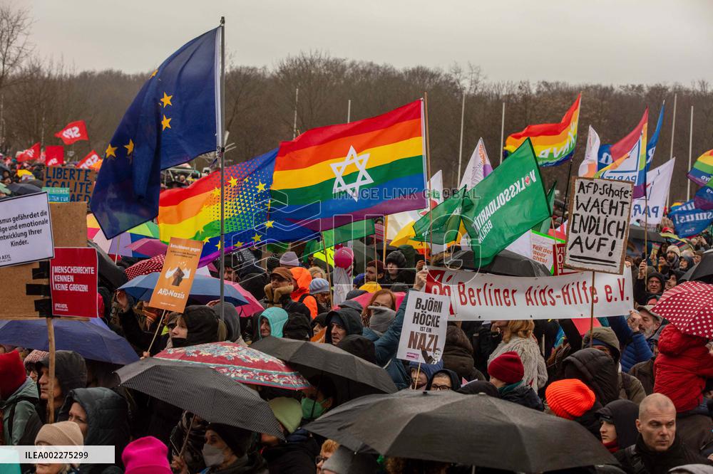 Tens Of Thousands Protest Far Right - Berlin