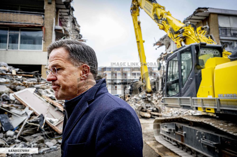 PM Rutte Visits The Disaster Site Of The Explosion - Rotterdam