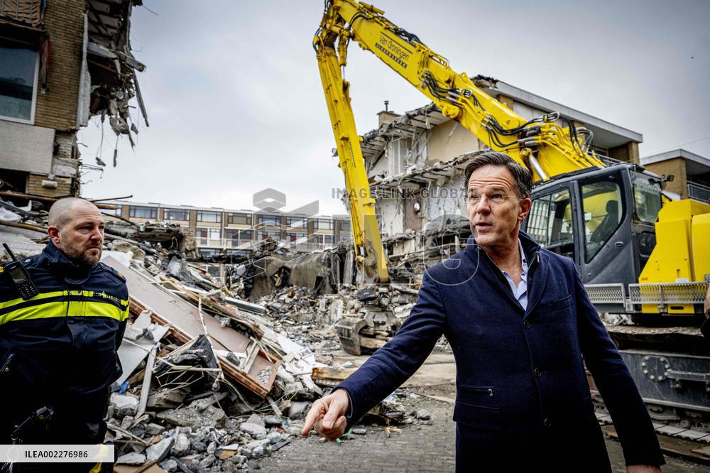 PM Rutte Visits The Disaster Site Of The Explosion - Rotterdam