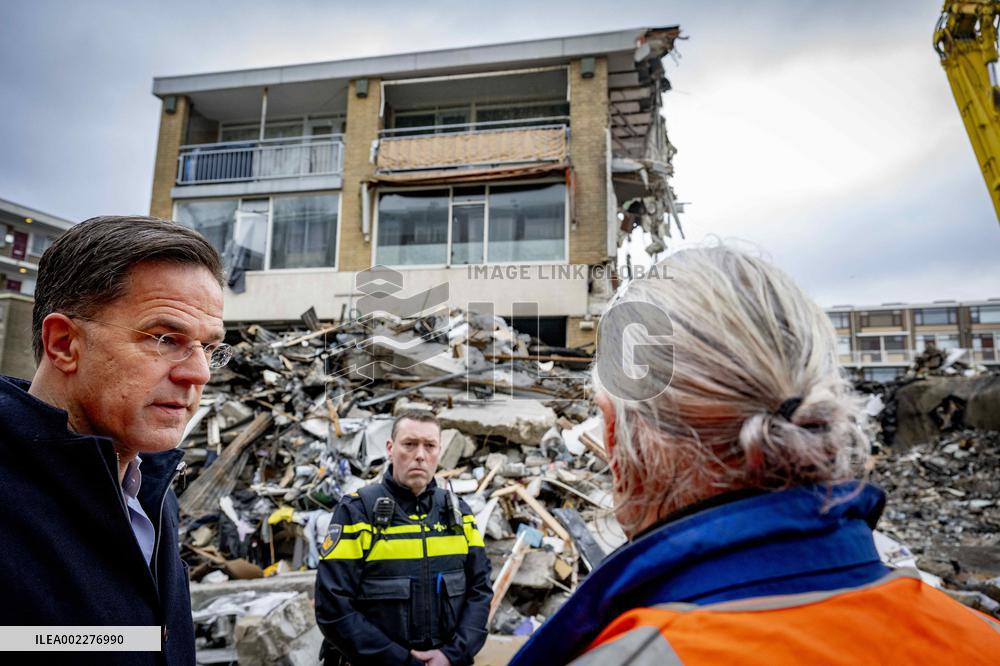 PM Rutte Visits The Disaster Site Of The Explosion - Rotterdam
