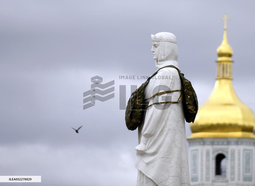Monument to Princess Olha in Kyiv