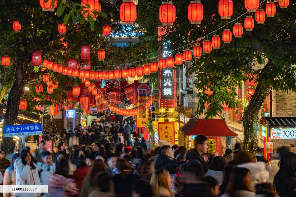 Tourists Visit The Traditional Style Shibati Area in Chongqing