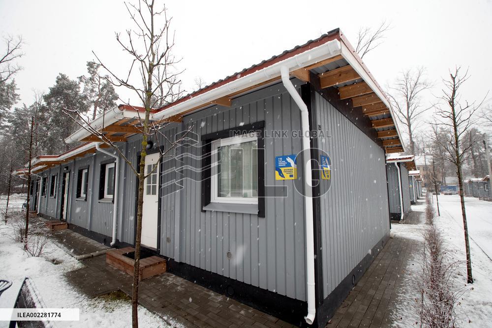 Participants of conference on restoration of residential buildings visit Irpin