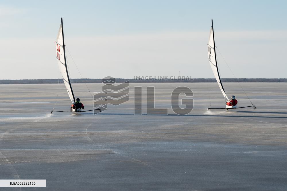 Ice sailing