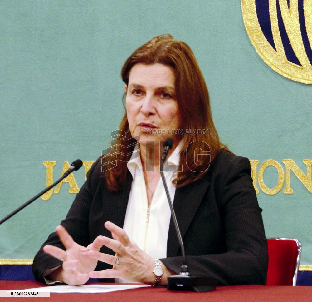 Political director of Israel Bin-Noun in Tokyo