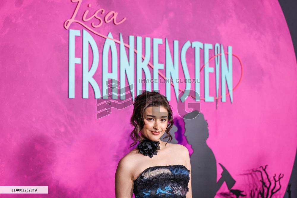 Lisa Frankenstein Premiere - LA