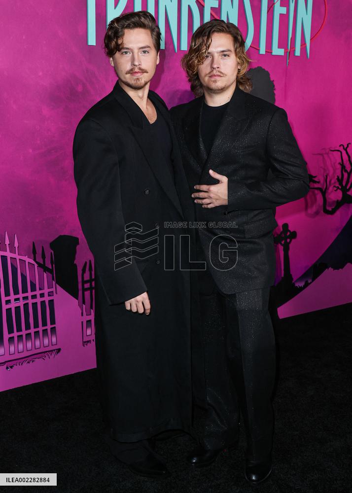 Lisa Frankenstein Premiere - LA