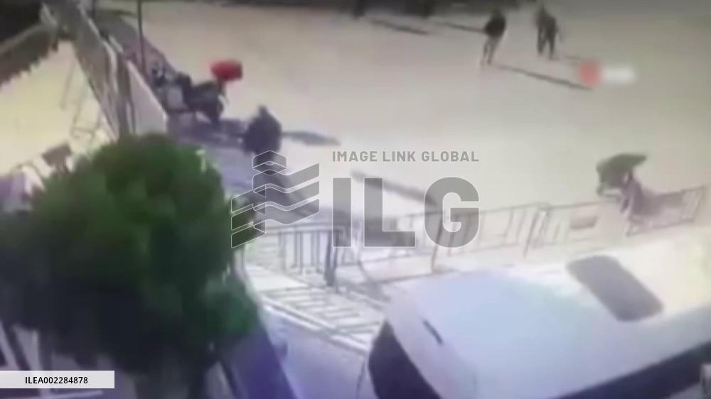 Two attackers of Istanbul courthouse members of terror group: minister