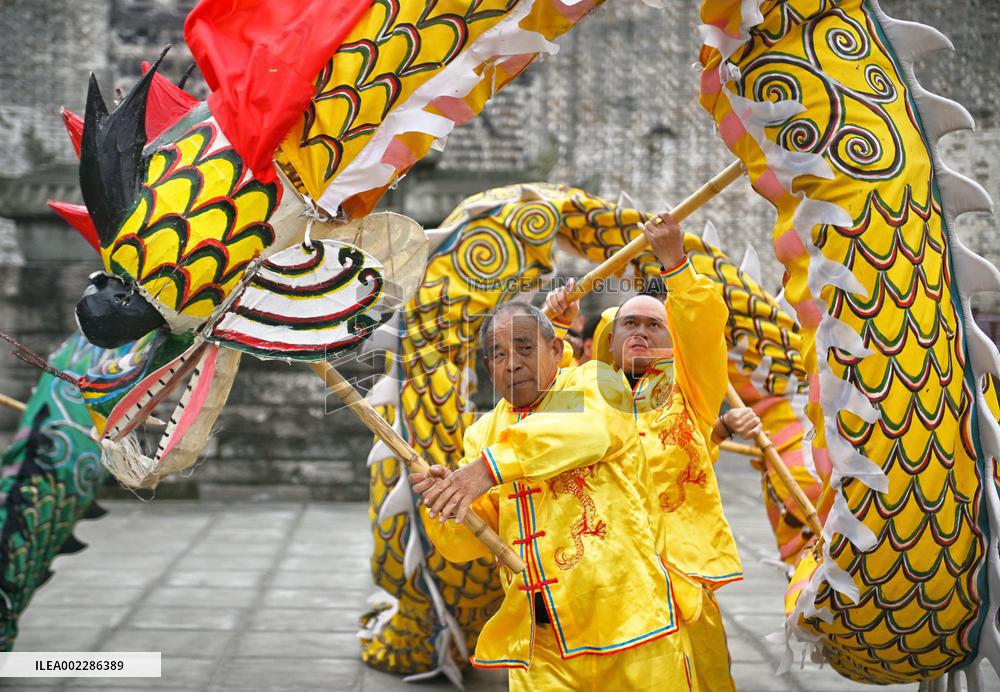 (MASTER OF CRAFTS)CHINA-SICHUAN-LUZHOU-YUTAN DRAGON DANCE-INHERITOR (CN)