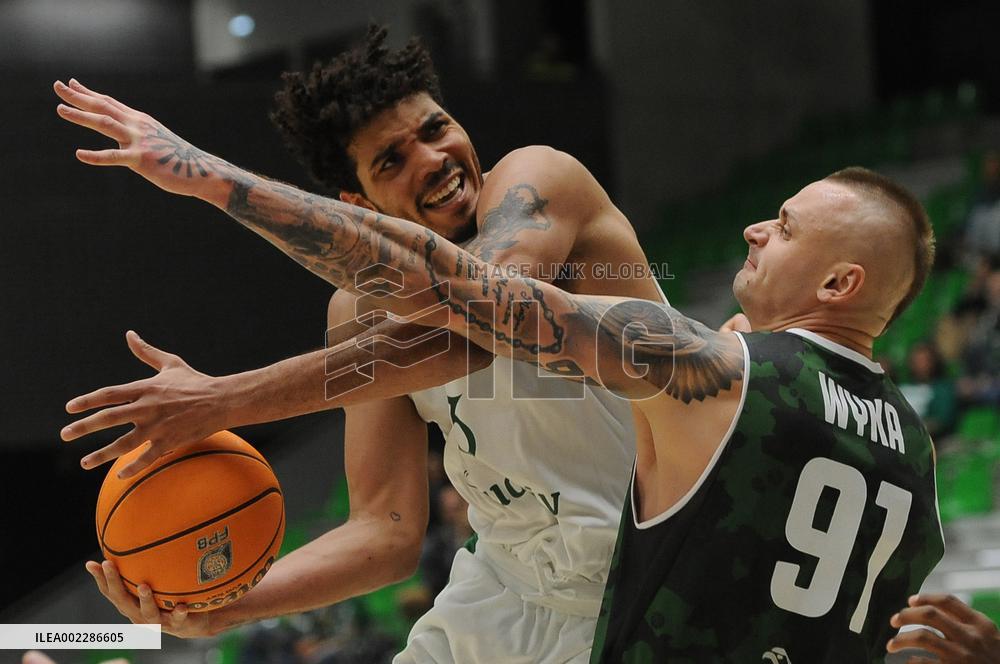 Basketball: Sporting vs Legia de Varsovia