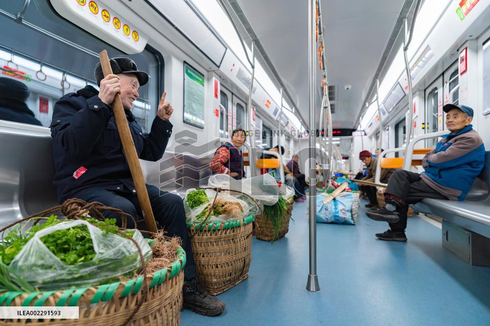 Vegetable Farmers Sell Vegetables in Chongqing, China