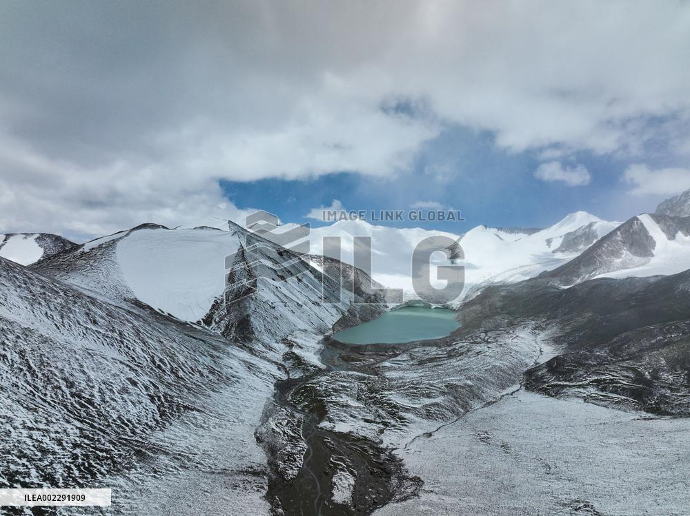 Xinhua Headlines: China passes landmark law to protect Qinghai-Tibet Plateau ecosystem