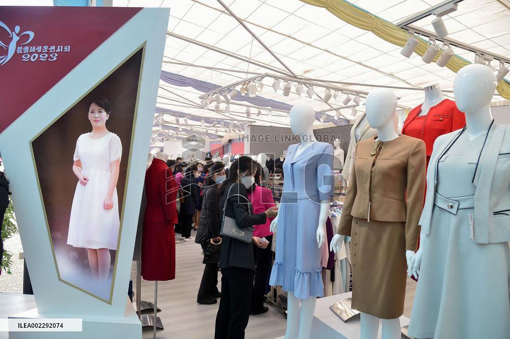 Women's fashion fair in Pyongyang
