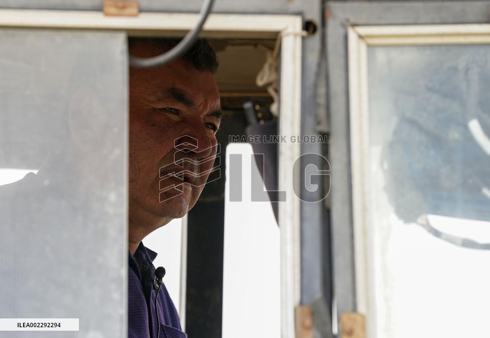 CHINA-XINJIANG-YULI-COTTON-SPRING PLOUGHING (CN)