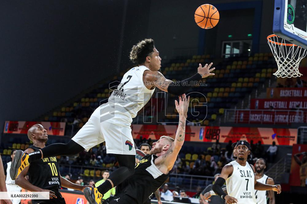 (SP)EGYPT-CAIRO-BASKETBALL-BAL-GUINEA VS SOUTH AFRICA