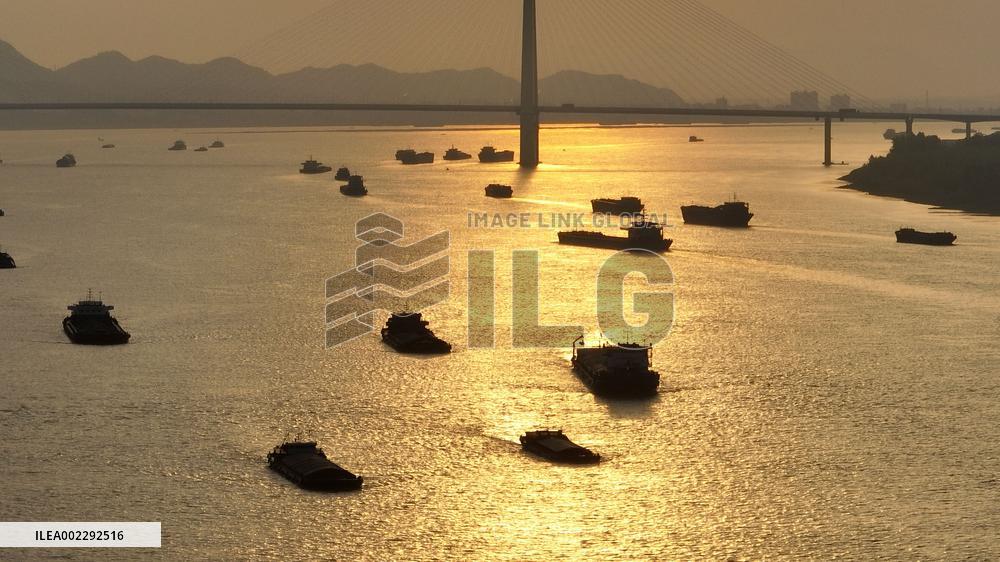 CHINA-JIANGXI-YANGTZE RIVER-SCENERY (CN)