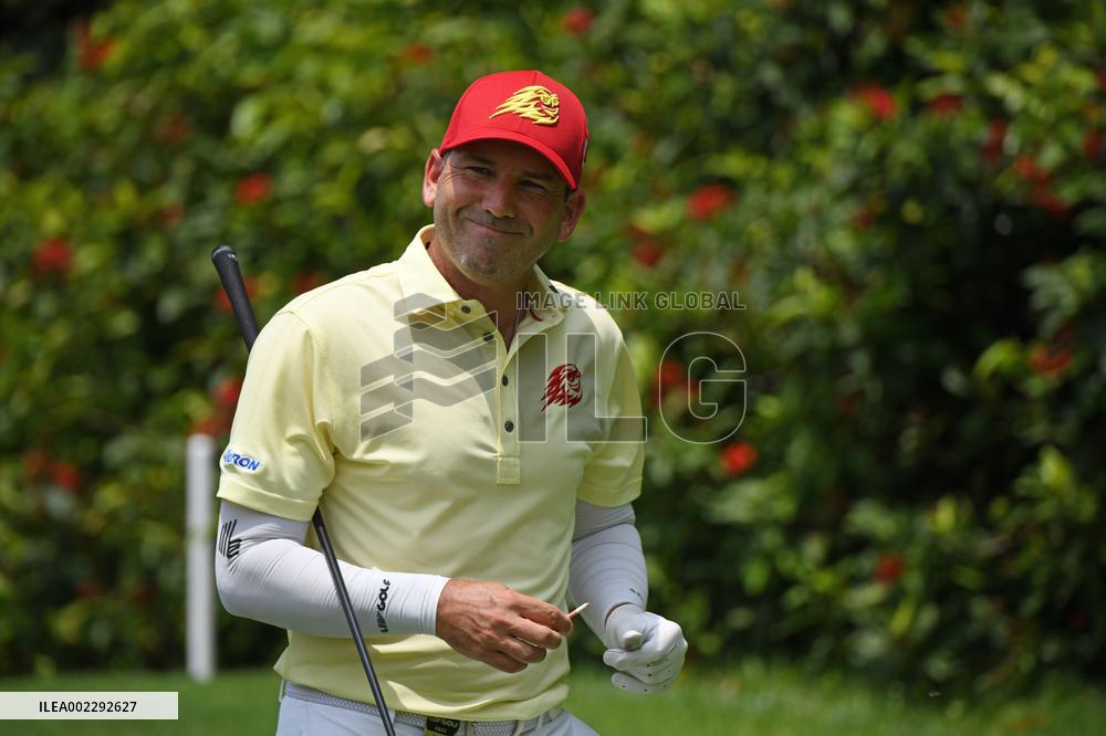 (SP)SINGAPORE-GOLF-LIV-DAY 1