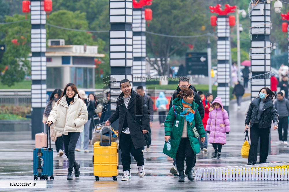 Spring Festival Transport Rush in Chongqing